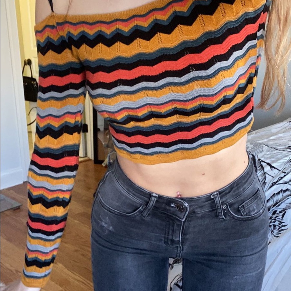 Retro Off the Shoulder top